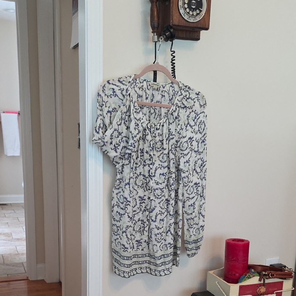 Lucky Brand White and Blue Floral Blouse